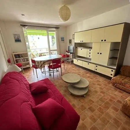 Centre T2 Pour 3 Personnes N2 114 *
