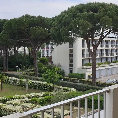 Centre T2 Pour 3 Personnes N2 114 *